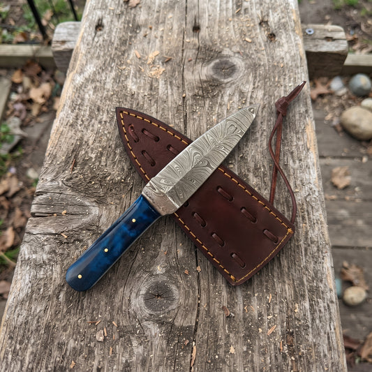 Damascus Fixed Blade Knife with Blue Resin Handle – 4.5" Hand-Forged Blade & Genuine Leather Sheath