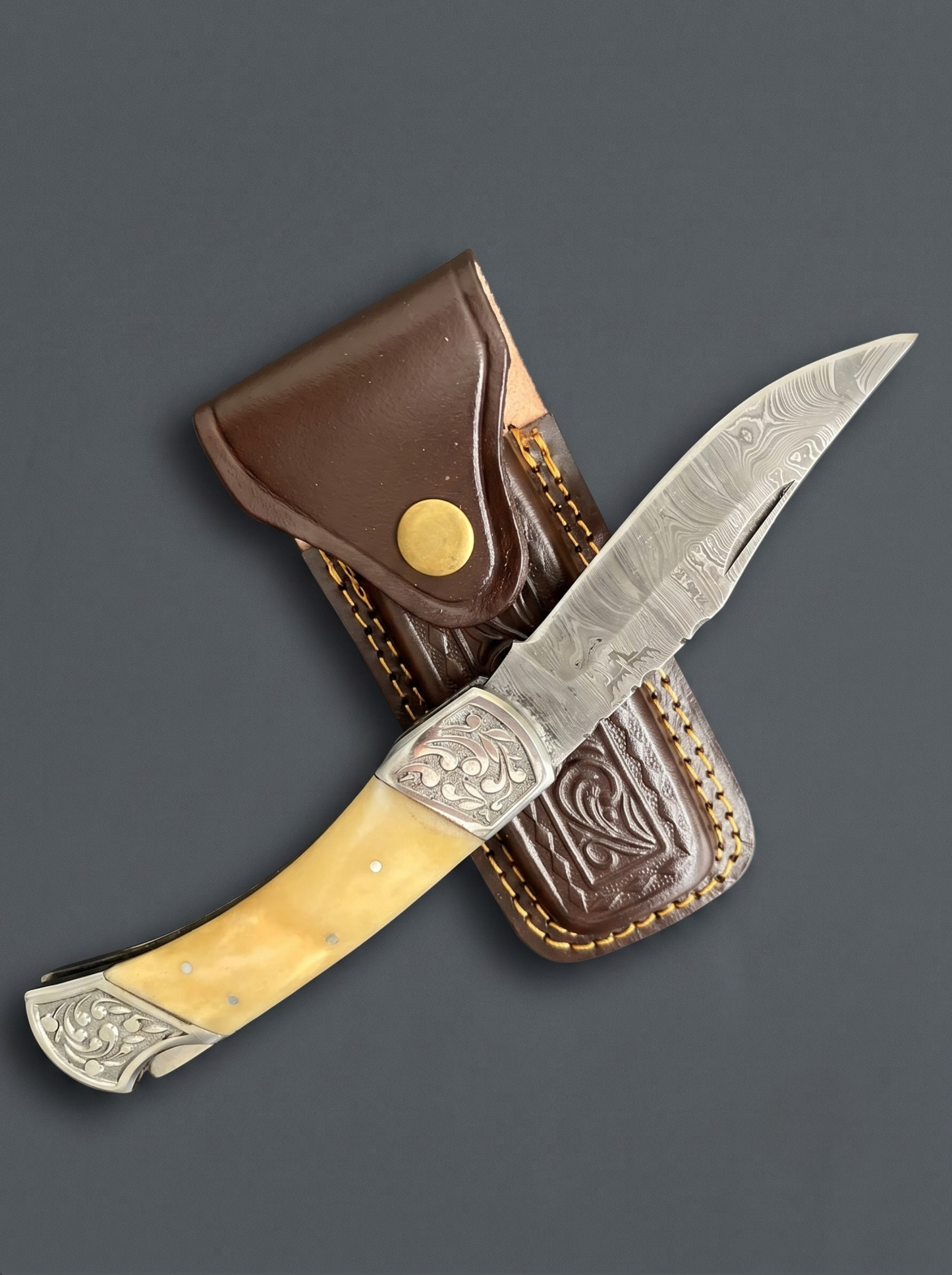Heritage Utility – Folding Utility Knife with Bone Handle & 3’’ Damascus Steel Blade
