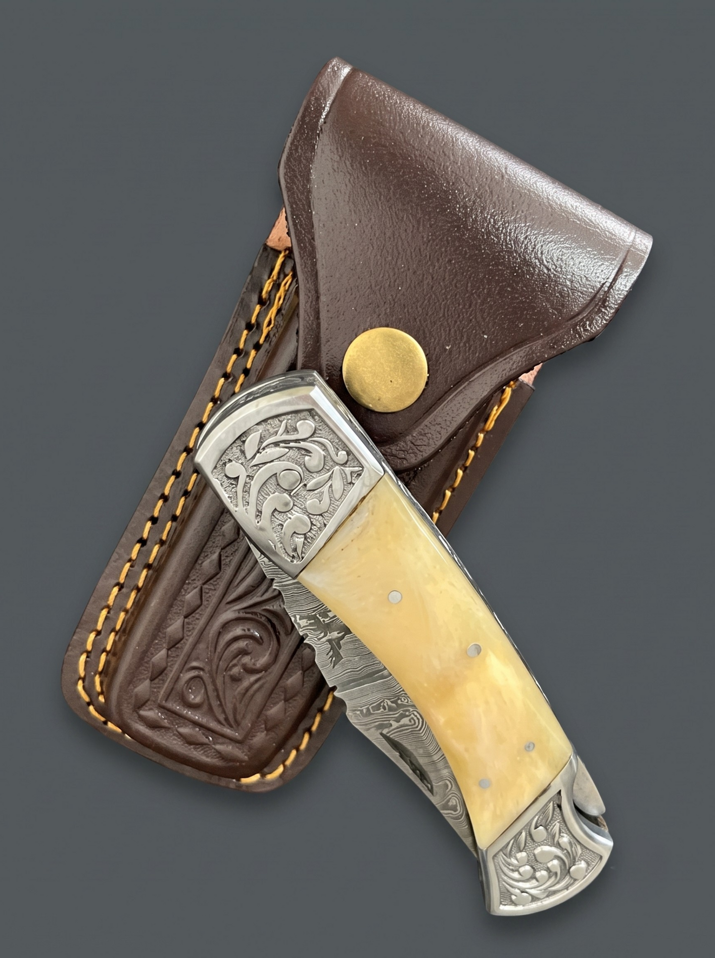 Heritage Utility – Folding Utility Knife with Bone Handle & 3’’ Damascus Steel Blade